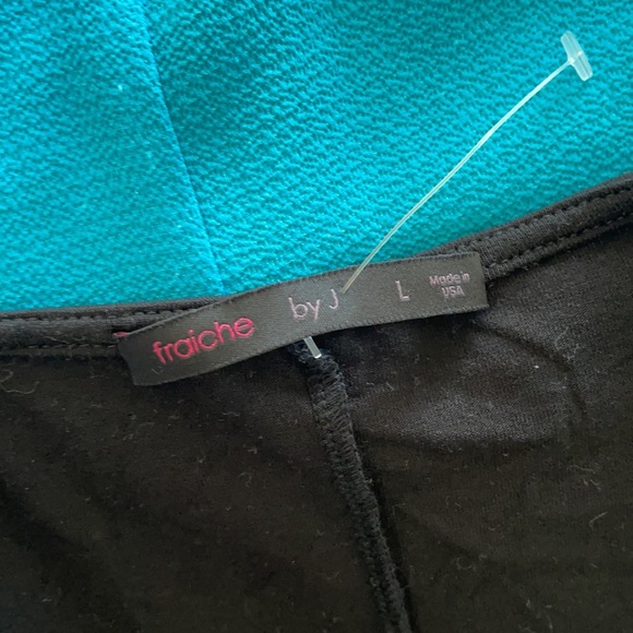 Fraiche by J black dress with asymmetrical neckline - Picture 2 of 2